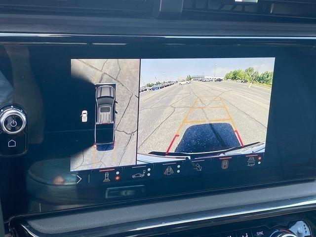 GMC Sierra 1500 AT4 Crew Cab 4WD 2024