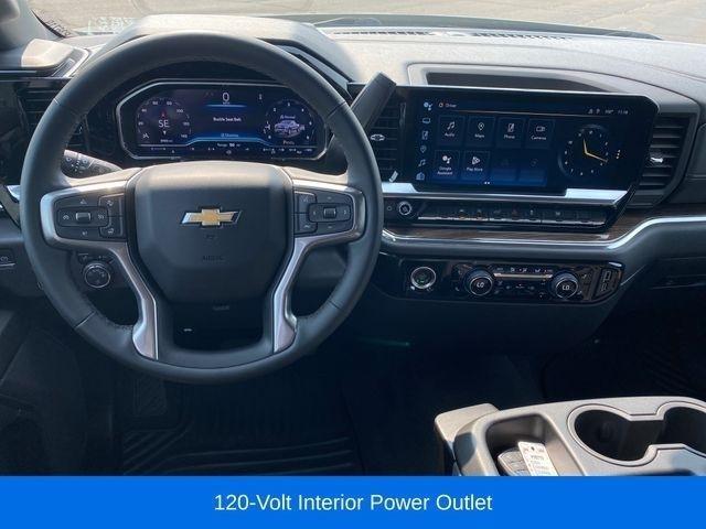 Chevrolet Silverado 1500 LT-L Crew Cab 4WD 2024