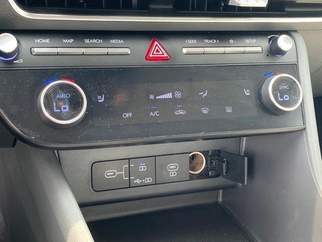 Hyundai Sonata SEL 2025