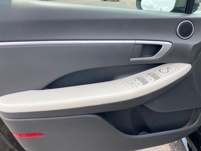 Hyundai Sonata SEL 2025