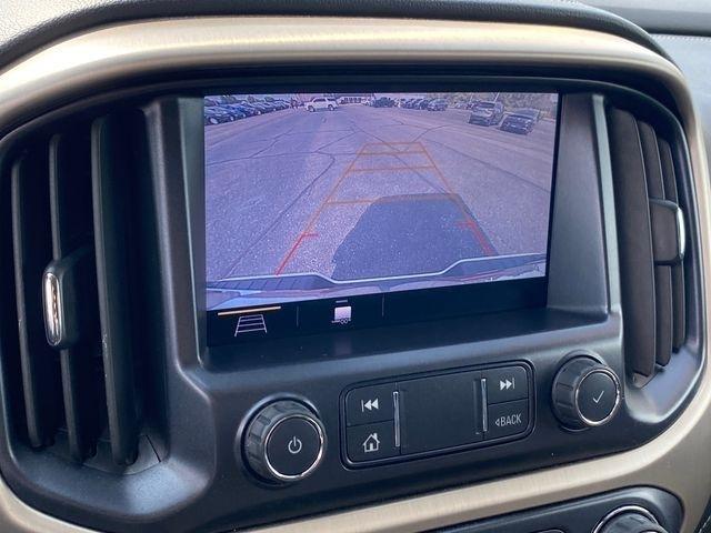 GMC Canyon Denali Crew Cab Long Box 4WD 2021