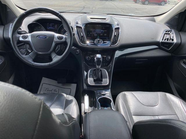 Ford Escape Titanium 4WD 2013