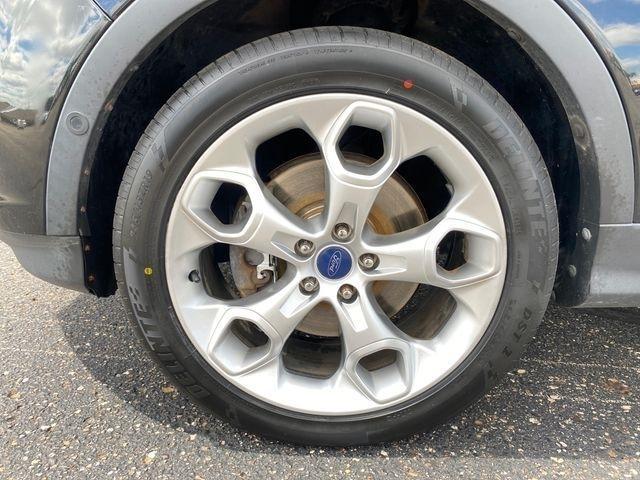 Ford Escape Titanium 4WD 2013