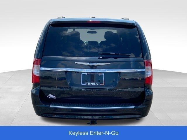 Chrysler Town & Country Touring 2015