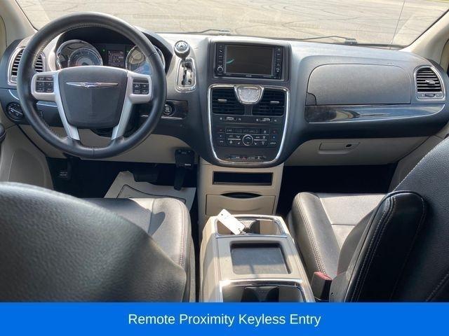 Chrysler Town & Country Touring 2015