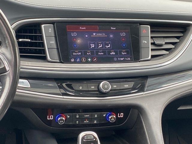 Buick Enclave Essence AWD 2020