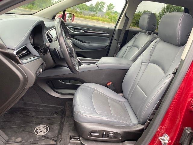 Buick Enclave Essence AWD 2020