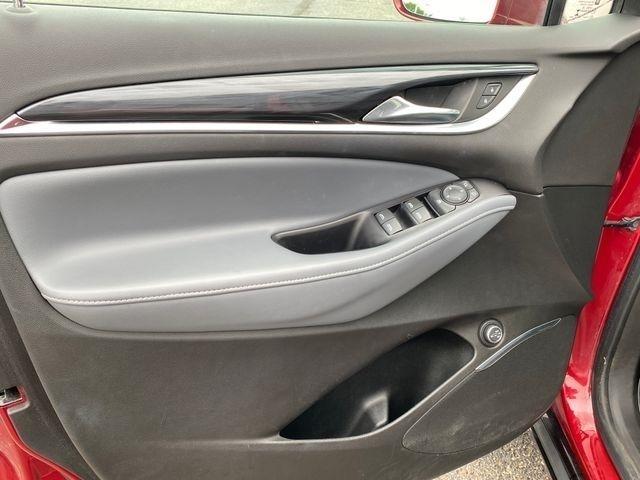 Buick Enclave Essence AWD 2020