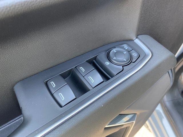 Chevrolet Silverado 1500 LT-L Crew Cab 4WD 2024