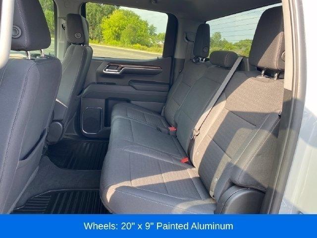 Chevrolet Silverado 1500 LT-L Crew Cab 4WD 2024