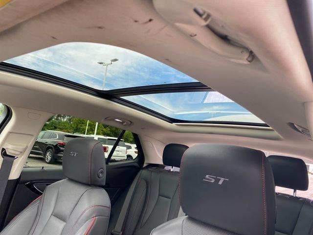 Buick Envision Essense AWD 2023