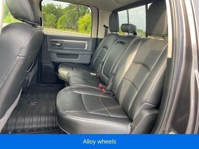 RAM 1500 SLT Crew Cab SWB 4WD 2018