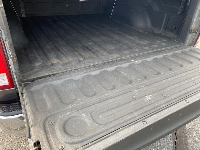 RAM 1500 SLT Crew Cab SWB 4WD 2018