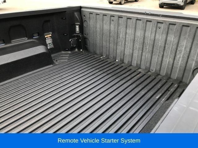 Chevrolet Silverado 1500 Custom Double Cab 4WD 2020