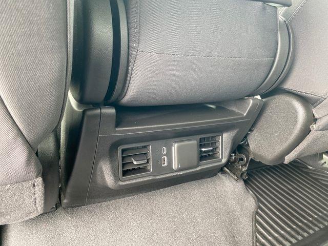 Chevrolet Silverado 1500 LT-L Crew Cab 4WD 2024