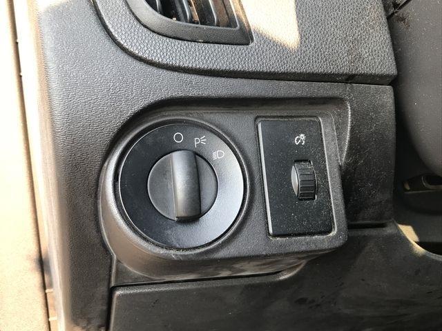 Ford Focus SE Sedan 2010