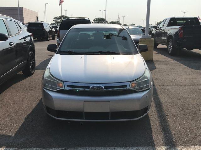 Ford Focus SE Sedan 2010
