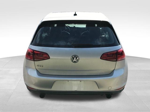 Volkswagen GTI Autobahn 6A 4-Door 2015