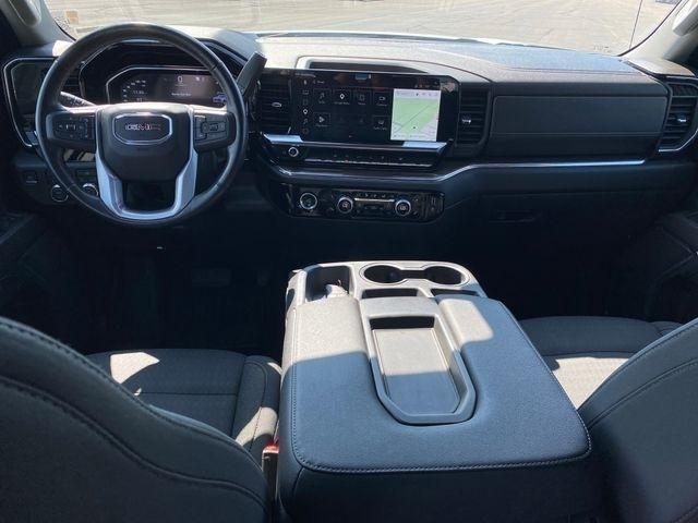 GMC Sierra 1500 Elevation L Crew Cab 4WD 2022
