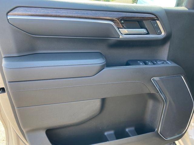GMC Sierra 1500 Elevation L Crew Cab 4WD 2022