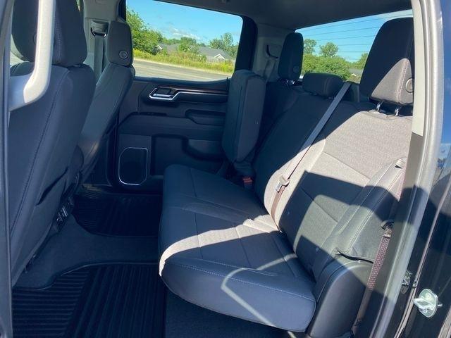 Chevrolet Silverado 1500 LT-L Crew Cab 4WD 2024