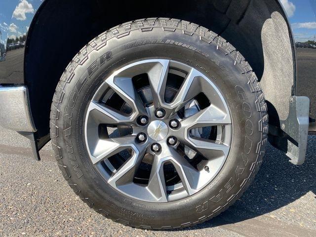Chevrolet Silverado 1500 LT-L Crew Cab 4WD 2024