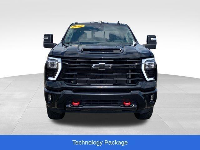 Chevrolet Silverado 2500HD LTZ Crew Cab Long Box 4WD 2025