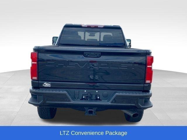 Chevrolet Silverado 2500HD LTZ Crew Cab Long Box 4WD 2025