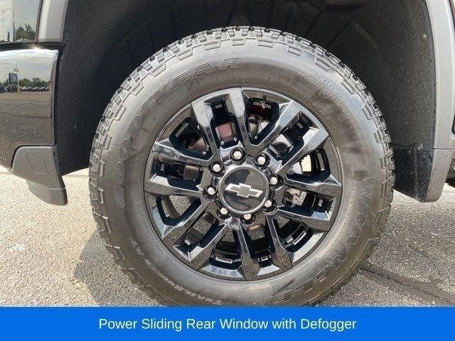 Chevrolet Silverado 2500HD LTZ Crew Cab Long Box 4WD 2025