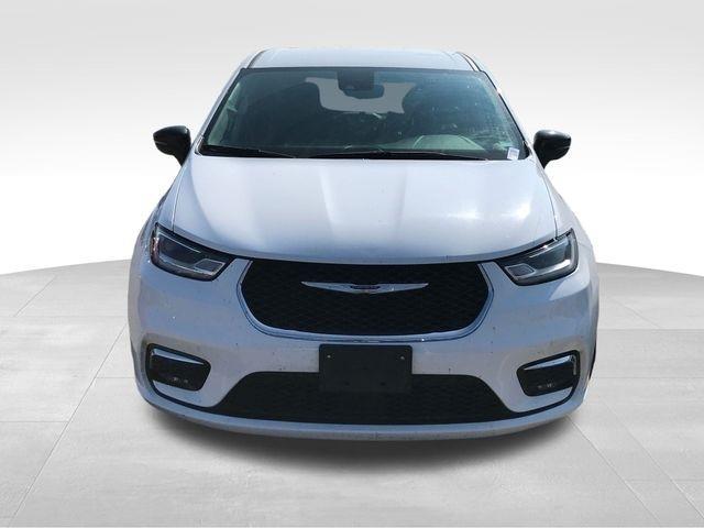 Chrysler Pacifica Hybrid Select 2024