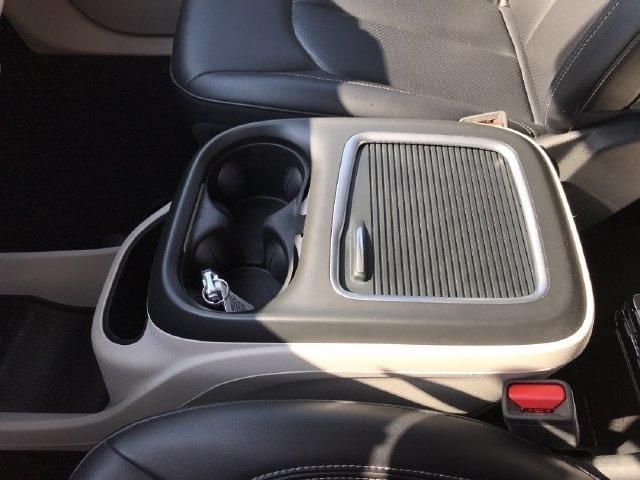 Chrysler Pacifica Hybrid Select 2024