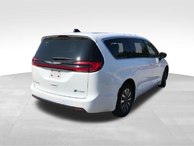 Chrysler Pacifica Hybrid Select 2024