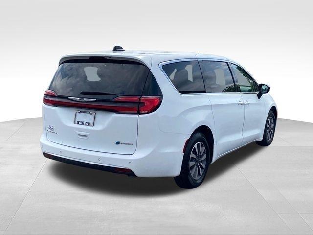 Chrysler Pacifica Hybrid Select 2024