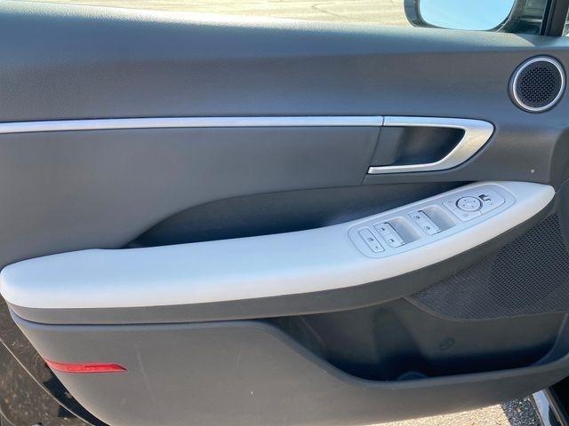 Hyundai Sonata SEL 2025