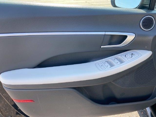 Hyundai Sonata SEL 2025