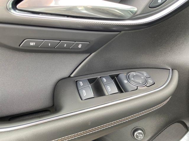 Buick Envision Essense 2024