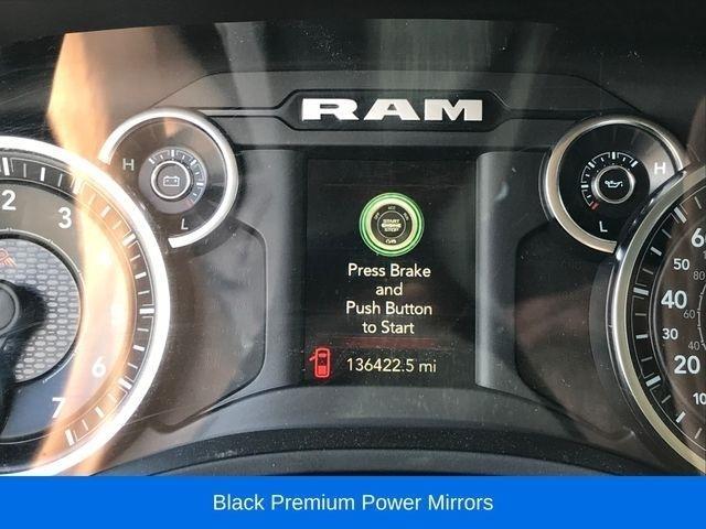 RAM 1500 Big Horn Crew Cab SWB 4WD 2020