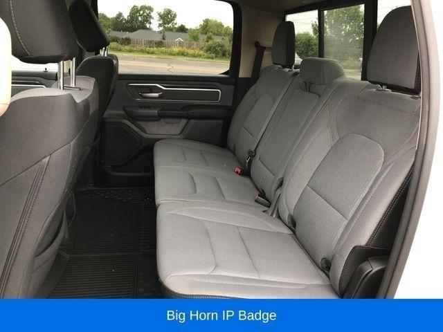 RAM 1500 Big Horn Crew Cab SWB 4WD 2020