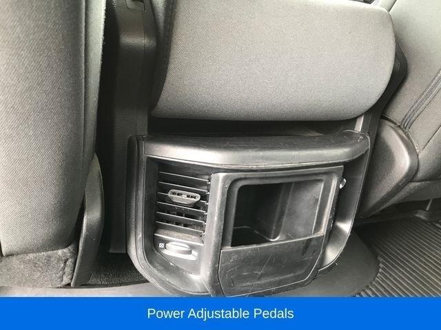 RAM 1500 Big Horn Crew Cab SWB 4WD 2020