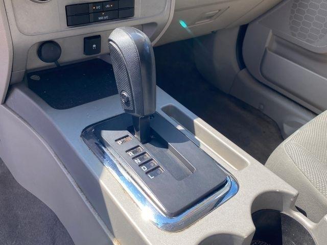 Ford Escape XLT FWD 2010