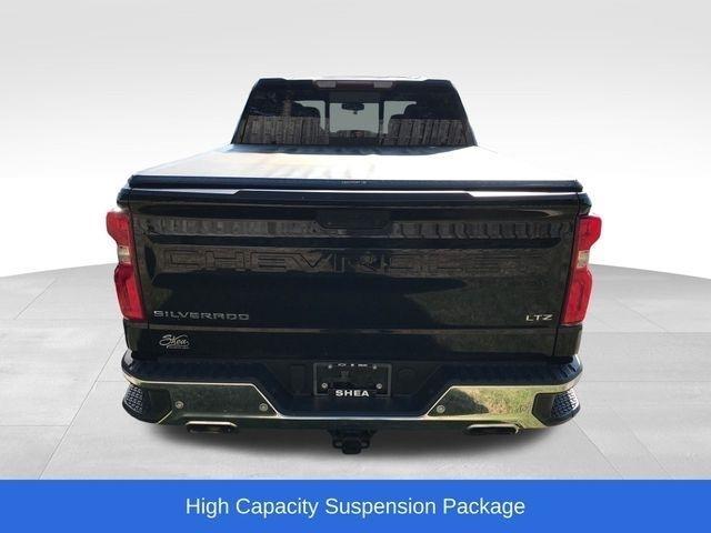 Chevrolet Silverado 1500 LTZ Crew Cab 4WD 2023
