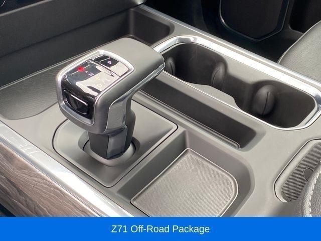 Chevrolet Silverado 1500 LTZ Crew Cab 4WD 2023