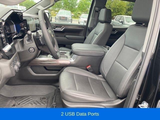 Chevrolet Silverado 1500 LTZ Crew Cab 4WD 2023