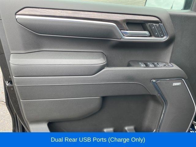 Chevrolet Silverado 1500 LTZ Crew Cab 4WD 2023