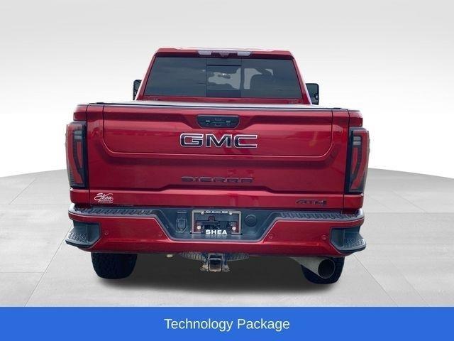 GMC Sierra 2500HD AT4 Crew Cab 4WD 2024