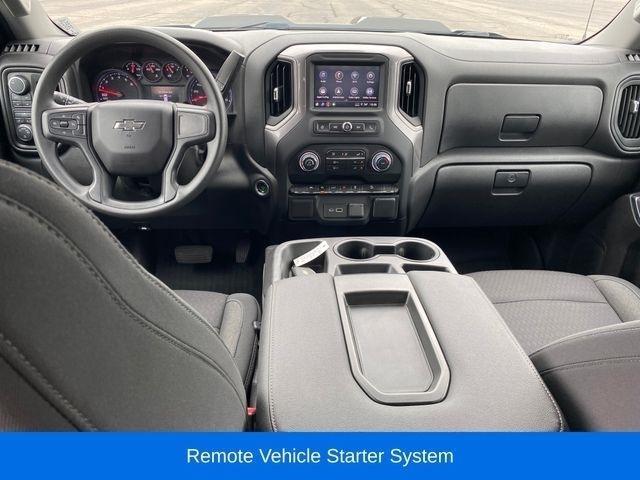 Chevrolet Silverado 1500 Trail Boss Custom Crew Cab 4WD 2022