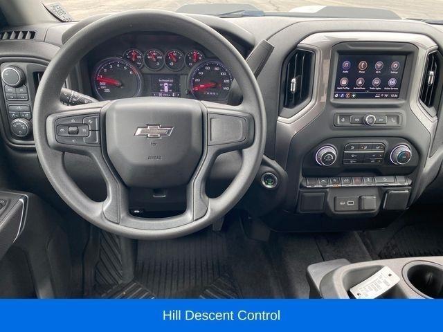 Chevrolet Silverado 1500 Trail Boss Custom Crew Cab 4WD 2022