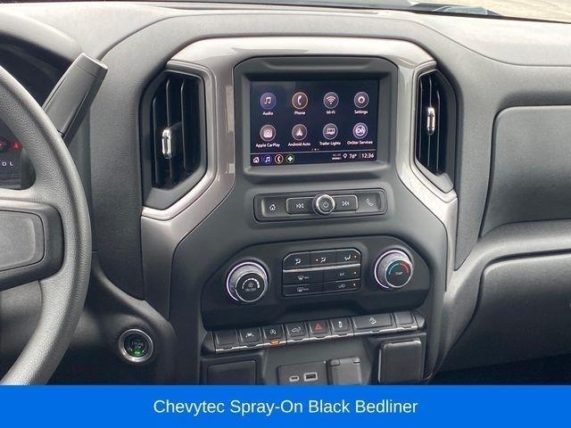 Chevrolet Silverado 1500 Trail Boss Custom Crew Cab 4WD 2022