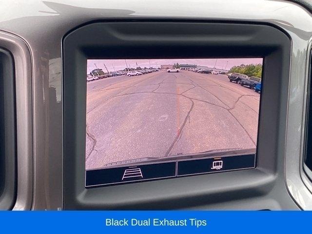 Chevrolet Silverado 1500 Trail Boss Custom Crew Cab 4WD 2022