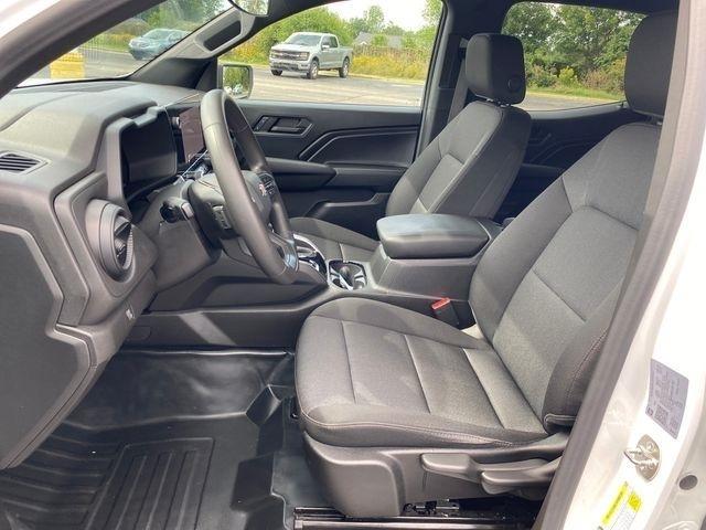 Chevrolet Colorado Work Truck Crew Cab 4WD 2024